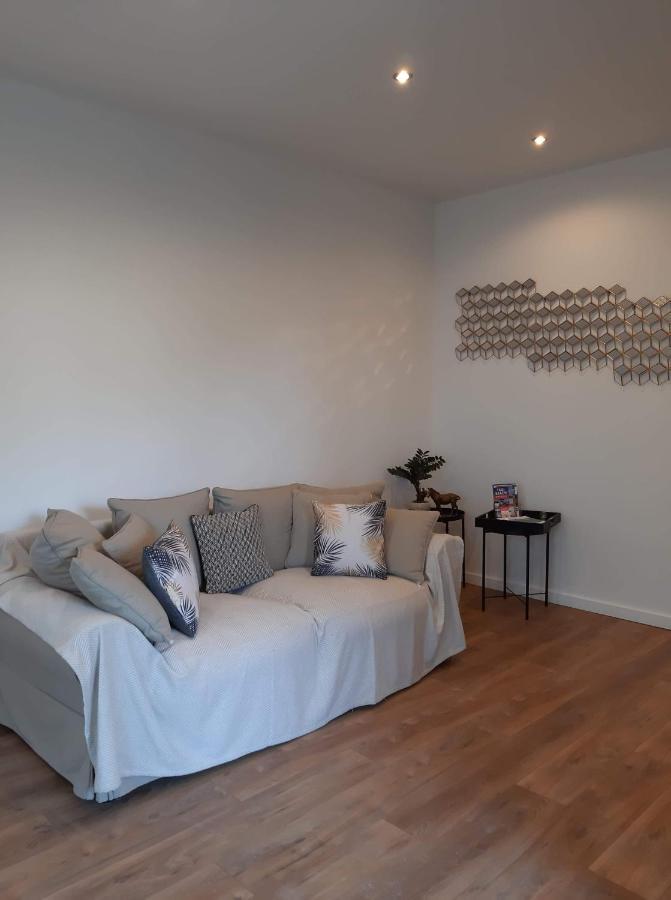Home Sweet Home 2 Pieces 42 M2 Chambre, Salon, Cuisine, Grande Terrasse, Parking Proche Centre Ville Et Mer バスティア エクステリア 写真